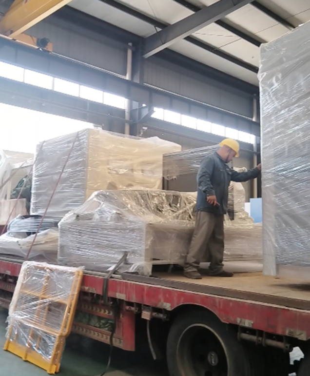 内蒙古喷砂机软管易破损？选择与保养技巧